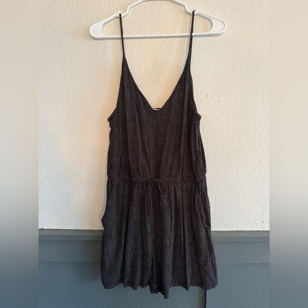 H&M Basics Black White Ditsy Print Tie Waist Romper Size M